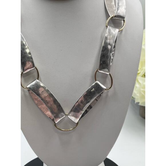 Robert Lee Morris Soho Designer Statement Necklace Hammered Silver Oval Links - Picture 4 of 16